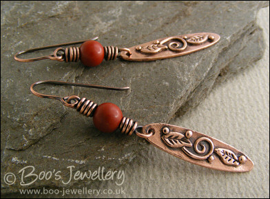 Red jasper cabochon and copper leaf pendant set