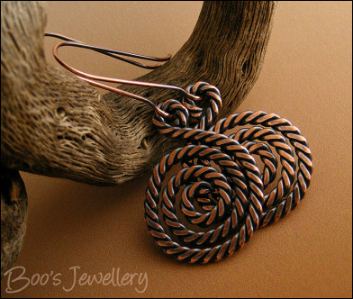 Hammered copper twisted spiral earrings