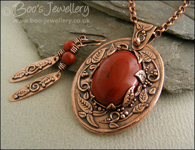 Red jasper cabochon and copper leaf pendant set