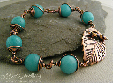 Aqua coloured jade and leaf toggle bracelet