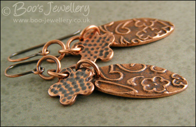Flower themed charm and chain earrings