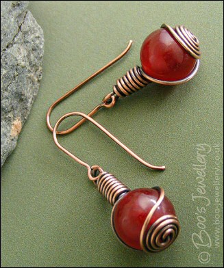 Strawberry jade and rosebud knot earrings