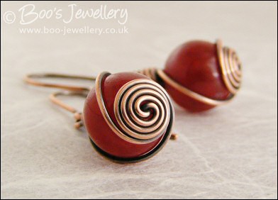 Strawberry jade and rosebud knot earrings
