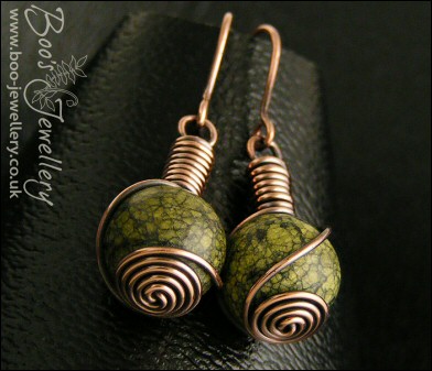 Russian Serpentine rosebud knot wire wrapped earrings