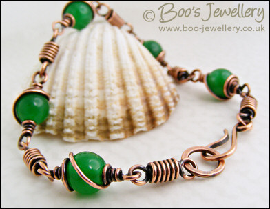 Antiqued copper coiled link earrings - available in green Jade or Onyx - made to order