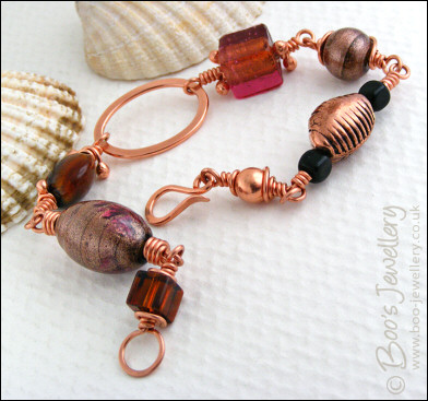 Polished copper and handmade glass bead bracelet