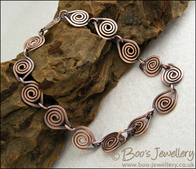 Antiqued, hammered copper spiral link bracelet - made to order