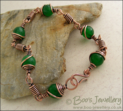 Antiqued copper and dark green jade coiled link bracelet - made to order