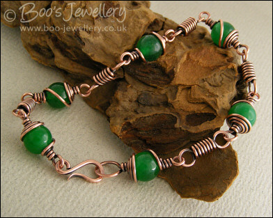 Antiqued copper and dark green jade coiled link bracelet - made to order
