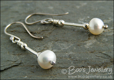 Elegant creamy pearl earrings - made to order