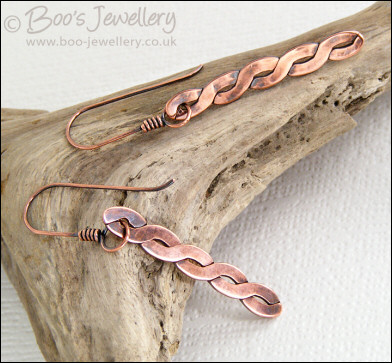 Antiqued copper hammered twist earrings
