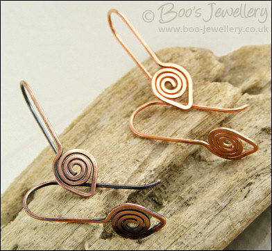 Polished and hammered copper spiral leaf earrings