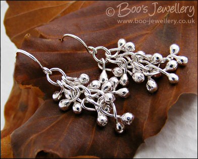Silver raindrop molten bud earrings