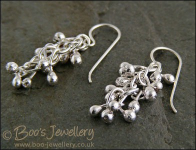 Silver raindrop molten bud earrings