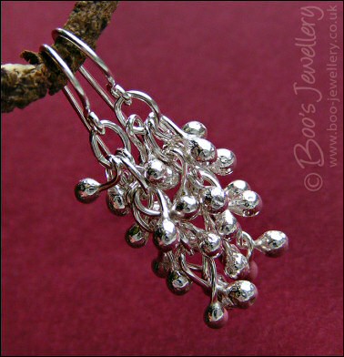 Silver raindrop molten bud earrings