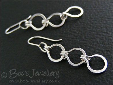 Round link chain earrings in Sterling silver