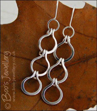 Round link chain earrings in Sterling silver