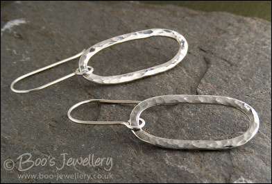 Hammered oval Sterling silver earrings