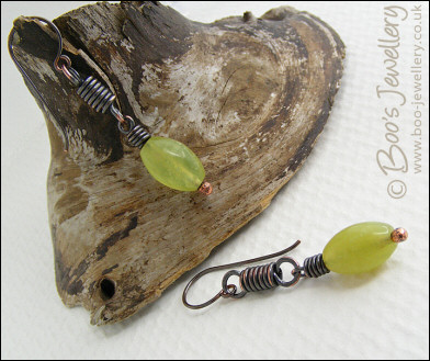Oxidised coiled link earrings with serpentine jade