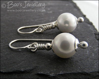 seashell pearl earrings - available in 6 colours