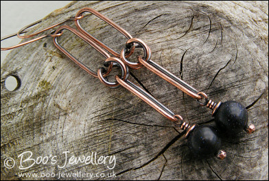 Long alternating chain link earrings