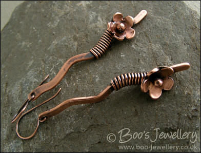 Wire wrapped squiggle and flower earrings