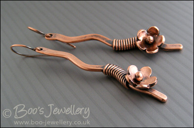 Wire wrapped squiggle and flower earrings