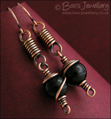 Antiqued copper coiled link earrings - available in green Jade or Onyx - made to order