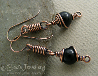 Antiqued copper coiled link earrings - available in green Jade or Onyx - made to order