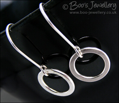 Sterling silver small hammered ring earrings