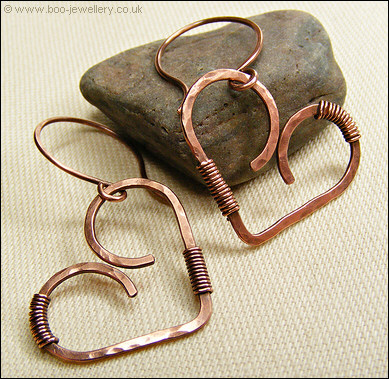 Wrapped copper heart earrings