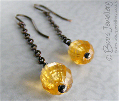 Amber coloured vintage faceted teardrop earrings