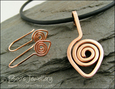 Leaf spiral hammered copper pendant and matching earrings - made to order