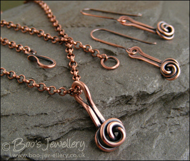 Rosebud knot pendant and earring set
