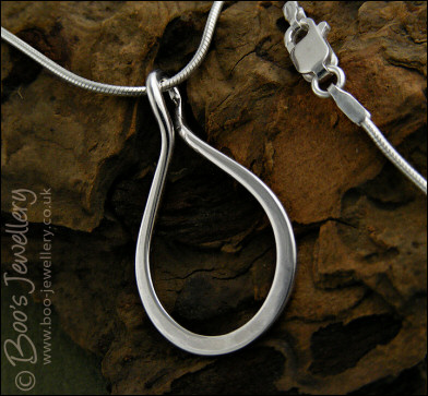 Polished Sterling silver teardrop pendant and chain