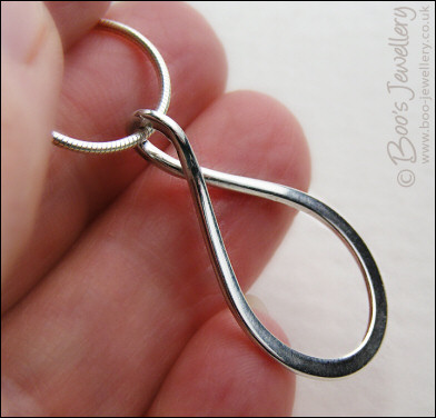 Polished Sterling silver teardrop pendant and chain